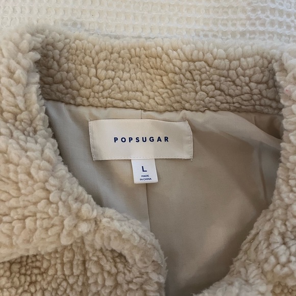 Sherpa Jacket - Picture 4 of 8